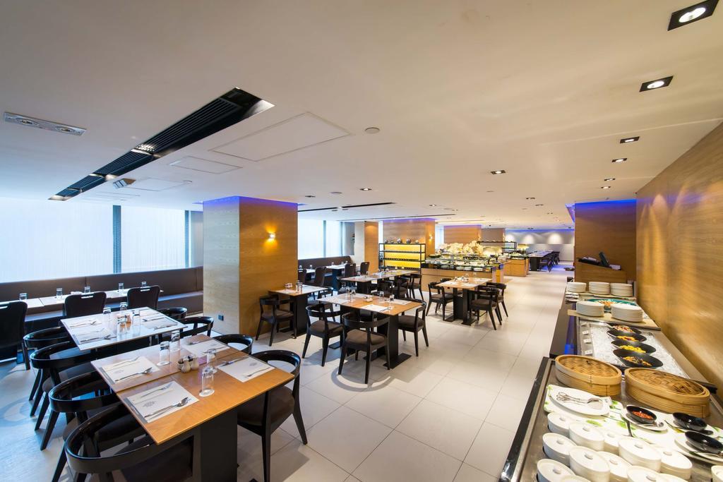 Empire Causeway Bay Hotel 4*
